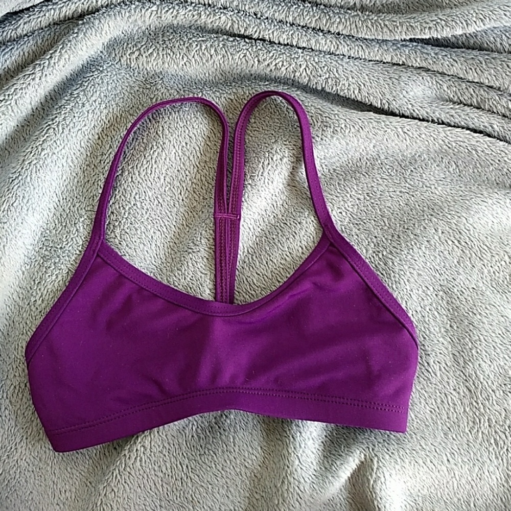 Jolyn uniform top Grape